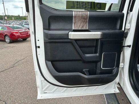 Used 2019 Ford F250 Lariat w/ Lariat Ultimate Package AWD/4WD image 15