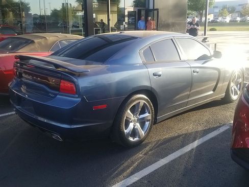 Used 2013 Dodge Charger R/T w/ Wheels & Tunes Group image 4