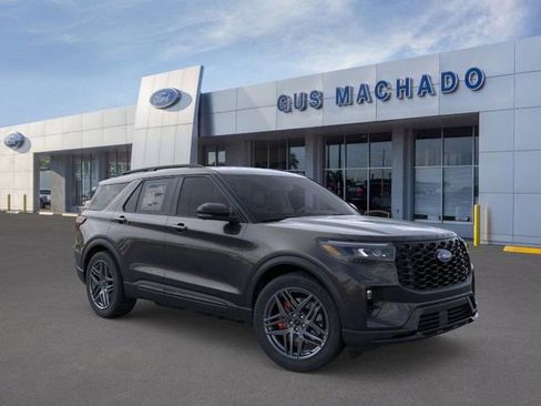New 2026 Ford Explorer ST RWD image 2