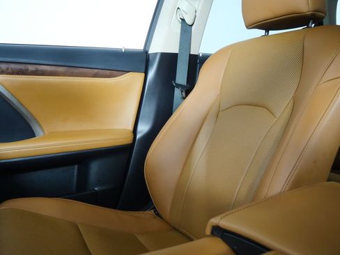 Used 2022 Lexus RX 350L FWD w/ Premium Package image 27