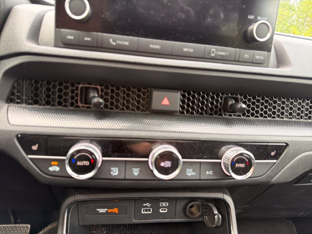 Used 2024 Honda CR-V EX image 11