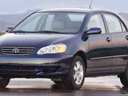 Used 2004 Toyota Corolla LE image 1