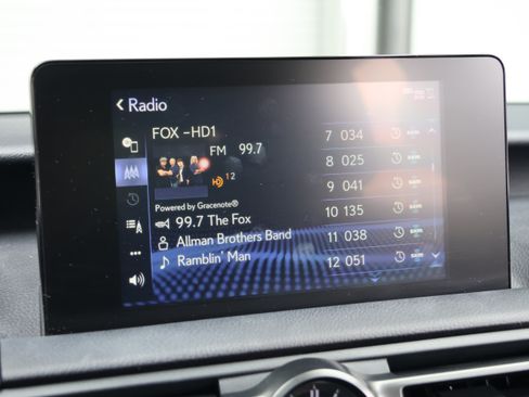 Used 2024 Lexus IS 350 F Sport RWD image 23