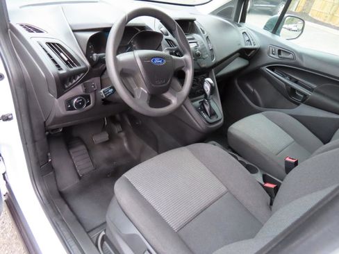 Used 2016 Ford Transit Connect XL image 5