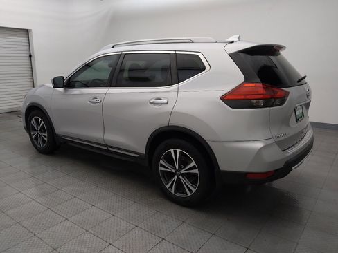 Used 2017 Nissan Rogue SL w/ SL Premium Package FWD image 3