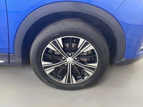 Used 2019 Mitsubishi Eclipse Cross SE AWD/4WD image 32