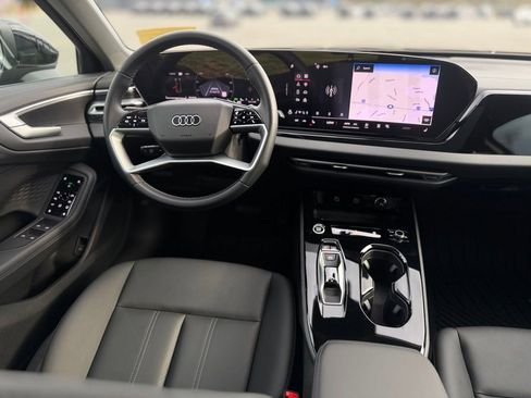 Used 2025 Audi A5 2.0T Premium w/ Convenience Package image 11