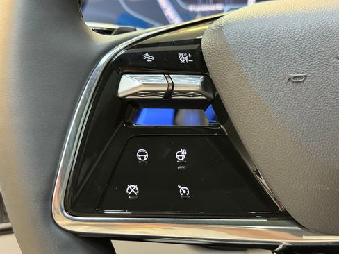 New 2026 Cadillac Optiq Sport 1 image 18