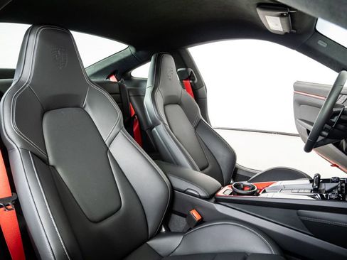 Certified 2025 Porsche 911 Carrera GTS image 21
