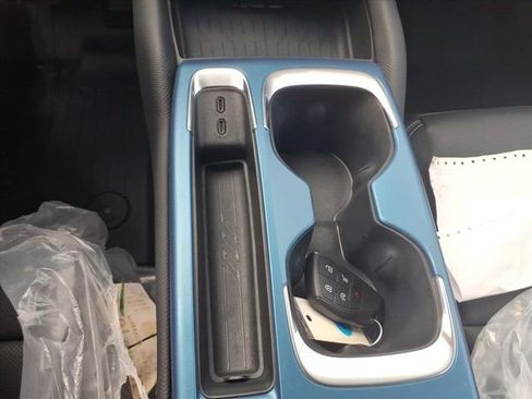 New 2025 Chevrolet Equinox EV LT w/ Convenience Package II image 14