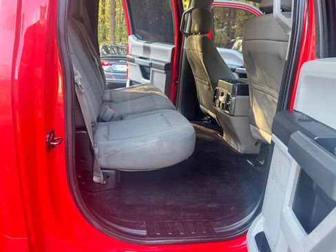 Used 2017 Ford F150 XLT w/ Equipment Group 302A Luxury image 34