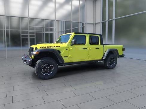 Used 2023 Jeep Gladiator Rubicon w/ Cold Weather Group AWD/4WD image 4