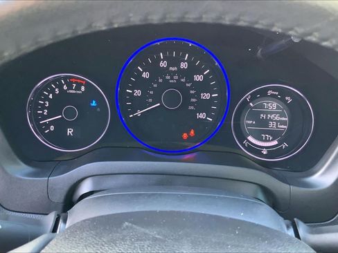 Used 2019 Honda HR-V Sport image 24