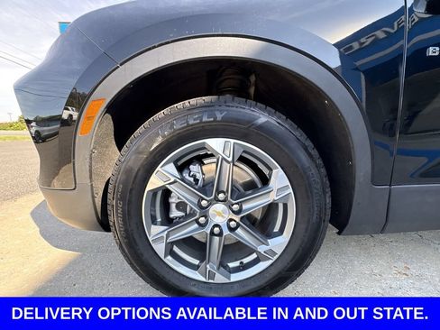 Certified 2025 Chevrolet Blazer LT AWD/4WD image 31