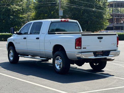 Used 2006 Dodge Ram 2500 Truck SLT AWD/4WD image 8