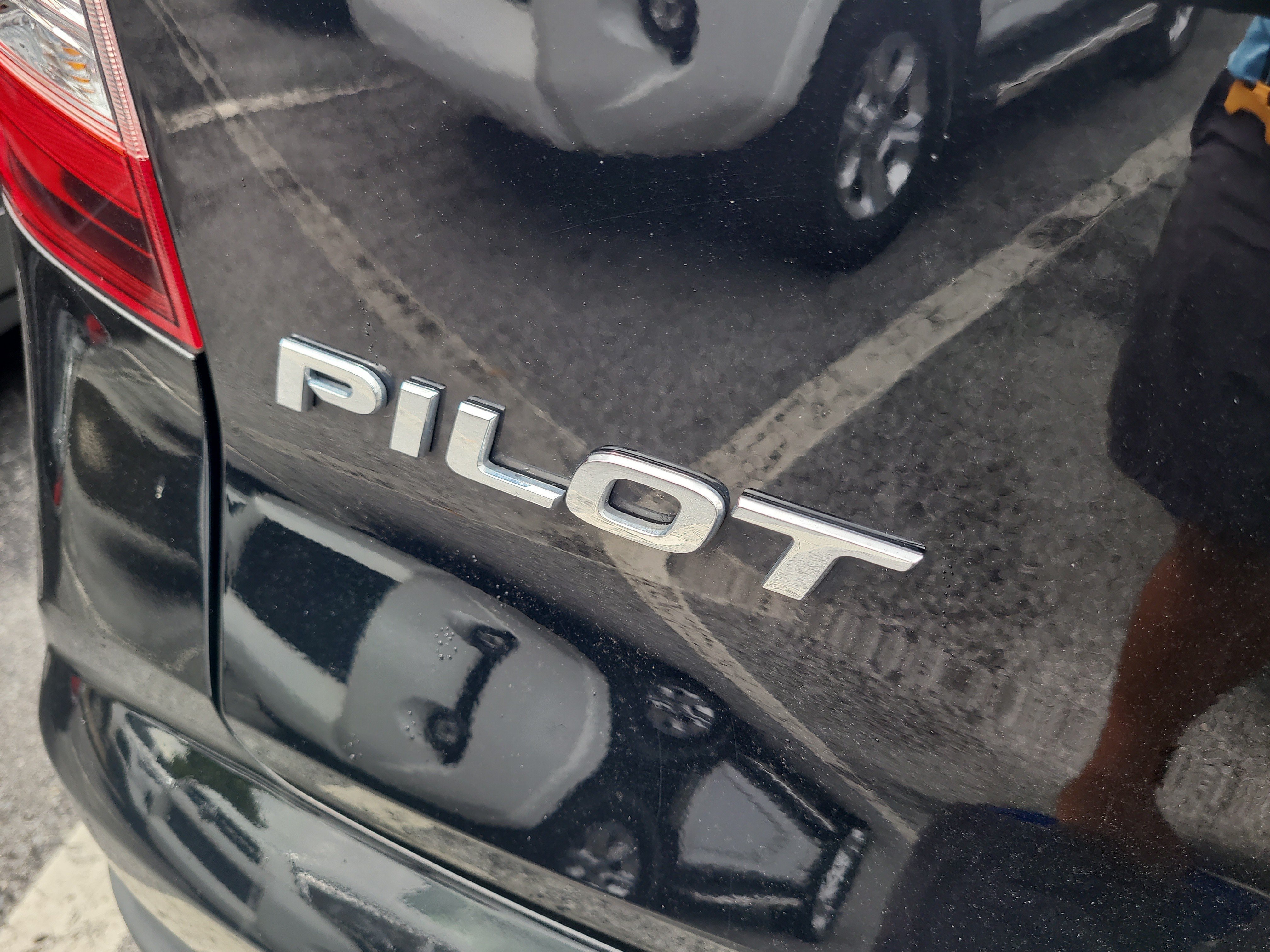 Used 2022 Honda Pilot TrailSport image 11