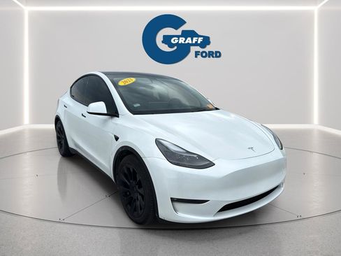 Used 2023 Tesla Model Y Long Range AWD/4WD image 4