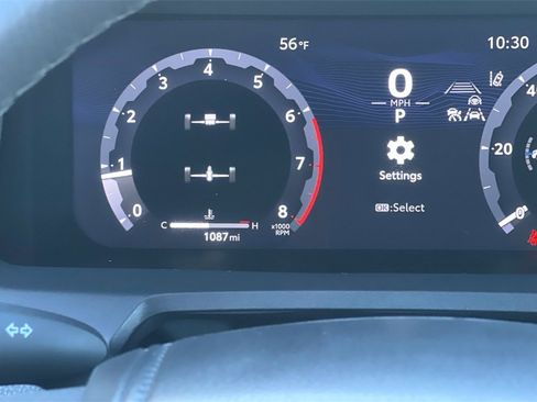 Used 2024 Toyota Tacoma TRD Off-Road image 30