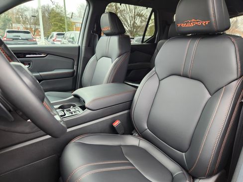 New 2025 Honda Pilot TrailSport image 8