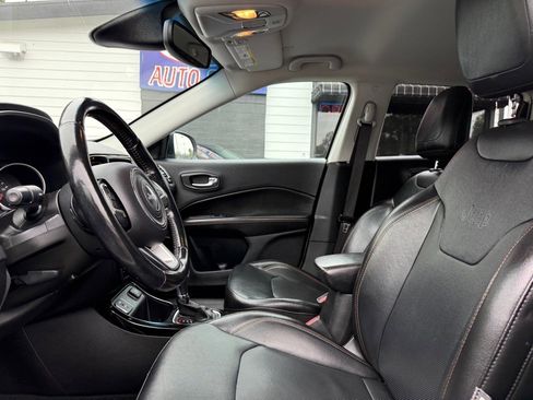Used 2020 Jeep Compass Limited image 13