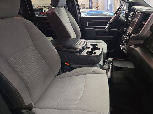 Used 2024 RAM 2500 Big Horn image 10