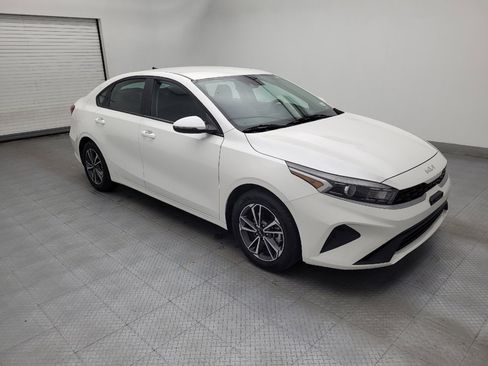 Used 2022 Kia Forte LXS w/ LXS Technology Package FWD image 11
