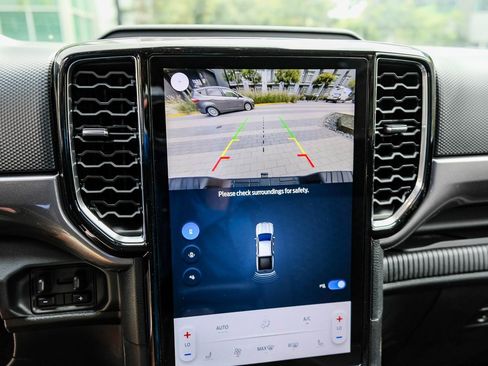 New 2024 Ford Ranger XLT w/ Equipment Group 301A High image 23