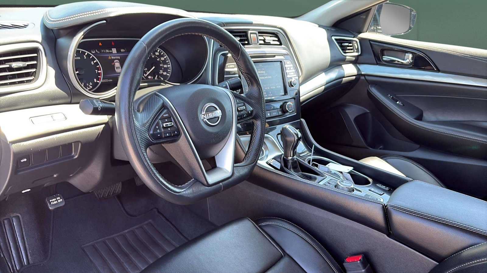 Used 2023 Nissan Maxima SV w/ Floor Mat Group FWD image 12