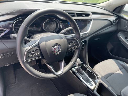 Used 2023 Buick Encore GX Preferred w/ Cold Weather Comfort Package FWD image 9