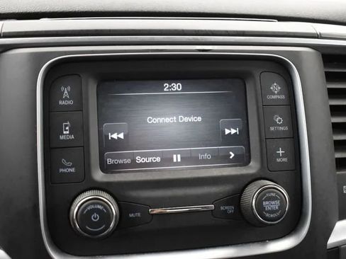 Used 2024 RAM 1500 Classic SLT image 28