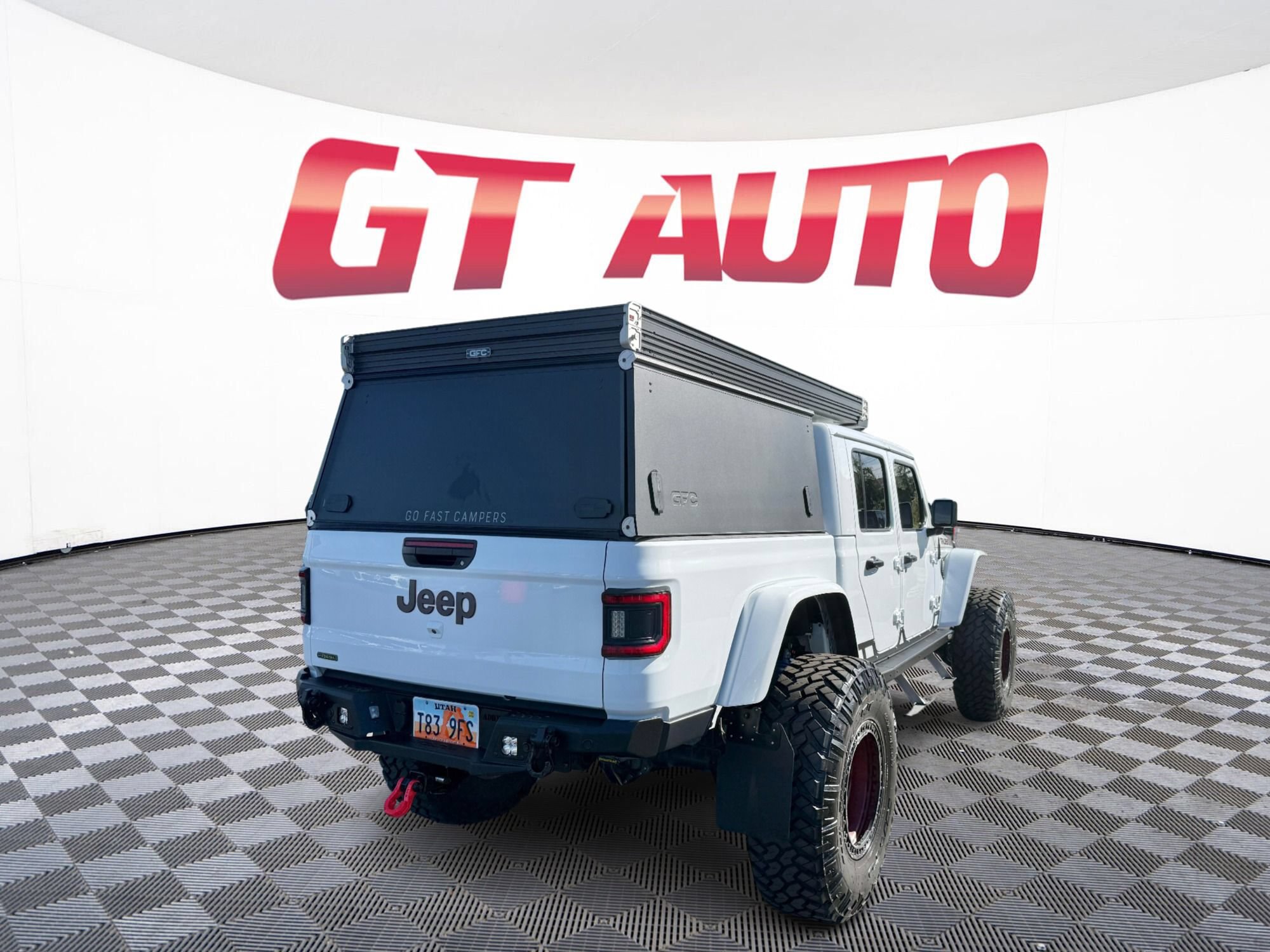 Used 2023 Jeep Gladiator Rubicon w/ Cold Weather Group AWD/4WD image 4