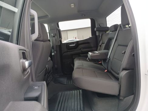 Used 2024 Chevrolet Silverado 1500 Custom w/ Turbomax Blackout Package image 26