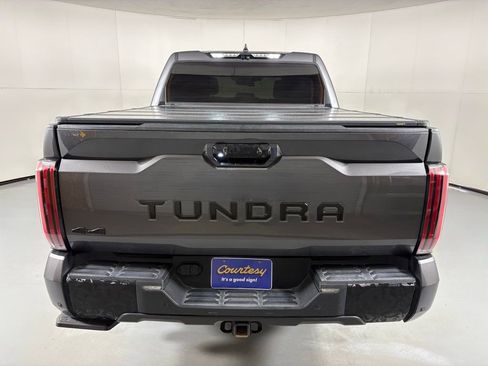 Used 2023 Toyota Tundra Limited AWD/4WD image 7