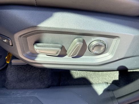 Used 2024 Toyota Tundra Platinum image 14