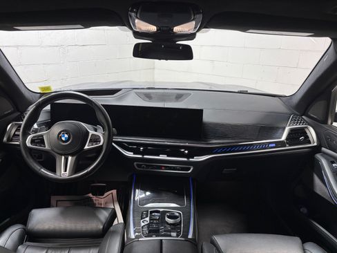 Used 2023 BMW X7 M60i w/ Executive Package AWD/4WD image 31
