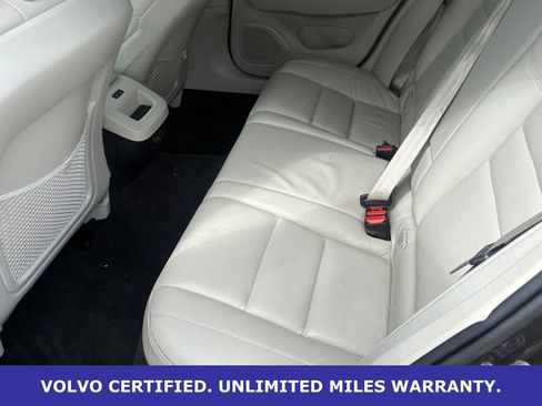 Certified 2023 Volvo V60 B5 Cross Country Plus w/ Climate Package AWD/4WD image 27