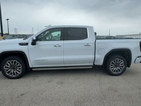 New 2026 GMC Sierra 1500 Denali Ultimate AWD/4WD image 5