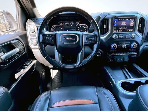 Used 2019 GMC Sierra 1500 AT4 w/ AT4 Premium Package image 5