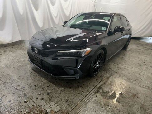 Used 2023 Honda Civic Sport image 15