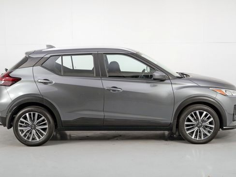 Used 2023 Nissan Kicks SV image 45