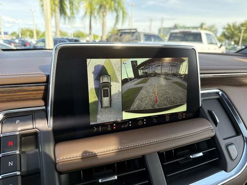 Used 2024 Chevrolet Tahoe High Country AWD/4WD image 28