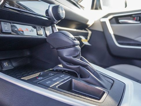 New 2025 Toyota RAV4 XLE image 28