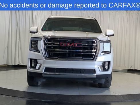 Used 2023 GMC Yukon SLT w/ SLT Premium Package AWD/4WD image 3