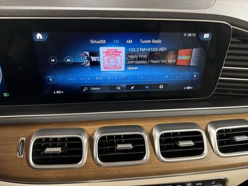 Used 2020 Mercedes-Benz GLE 350 4MATIC image 24