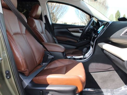 Used 2022 Subaru Ascent Touring AWD/4WD image 12