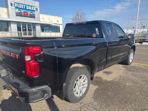 Used 2021 Chevrolet Silverado 1500 LT w/ Z71 Off-Road Package image 10