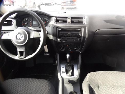 Used 2014 Volkswagen Jetta S FWD image 15