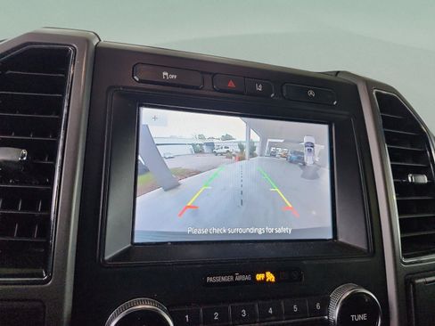 Used 2020 Ford Expedition Max XLT w/ Equipment Group 201A RWD image 24