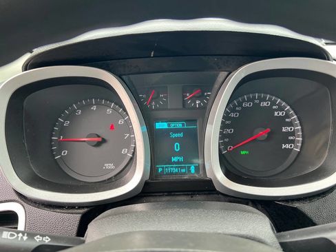 Used 2014 Chevrolet Equinox LS FWD image 10