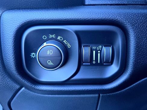 Certified 2025 RAM 2500 Laramie image 21